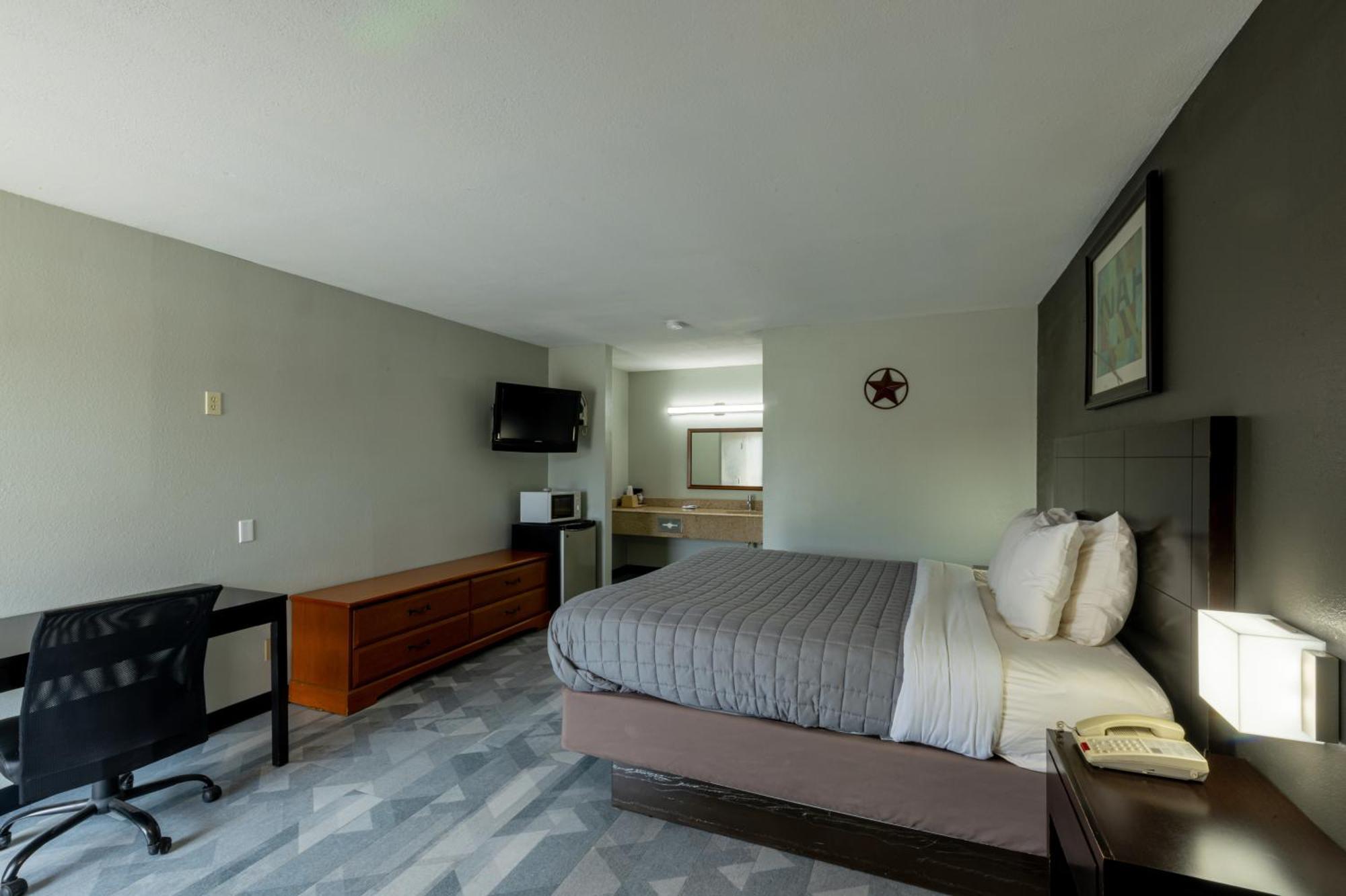 Freer Executive Inn And Studios Kültér fotó