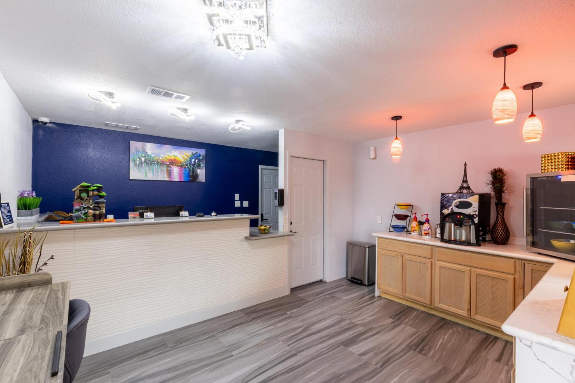Freer Executive Inn And Studios Kültér fotó